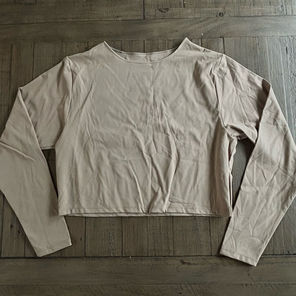 Long sleeve top